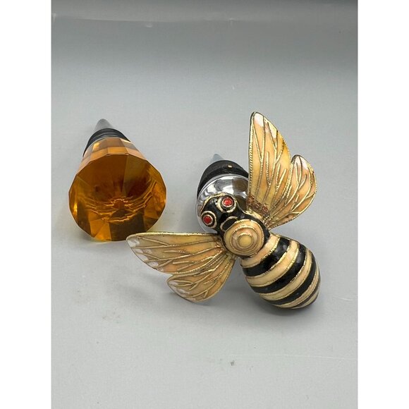 Pottery Barn Bee Wine Bottle Stoppers Enamel Amber Color Summer - Picture 1 of 16